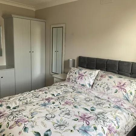 Дом отдыха 3-bed Retreat *