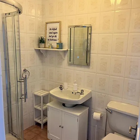 3-bed Retreat *