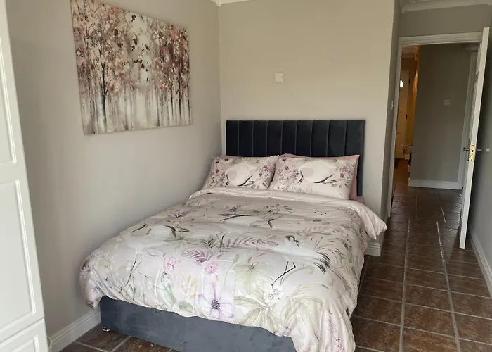 3-bed Retreat בית נופש