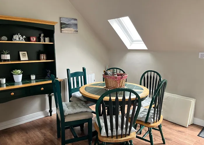 3-bed Retreat בית נופש להינץ'